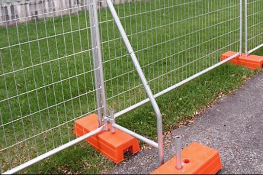 temp fence bracing
