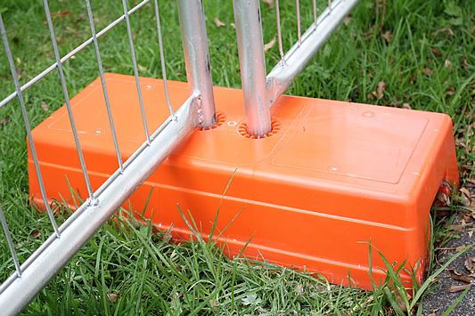temp fence plastic feet